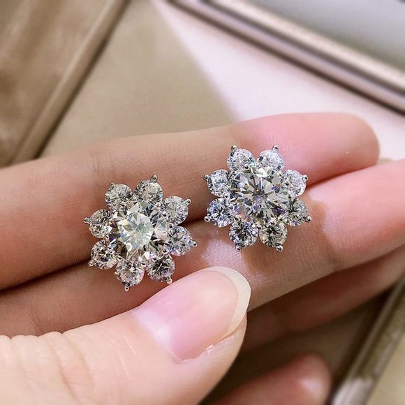 Certified 1 ct. t.w. Moissanite Diamond Sunflower Stud Earrings NEW - Picture 6 of 13